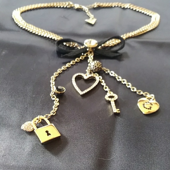 GUESS NECKLACE 16-18" 5" DROP - Picture 5 of 6